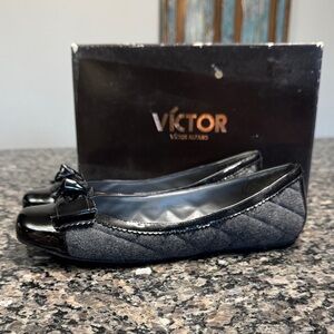 Victor Alfaro Merced Gray Quilted wool patent leather ballet Flats EUC 7.5